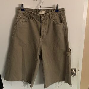 DL1961 lucila short 15”